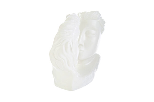 Scultura in porcellana bianca raffigurante una coppia che si bacia, dimensioni 20,5×7,5×h.19,5 cm.