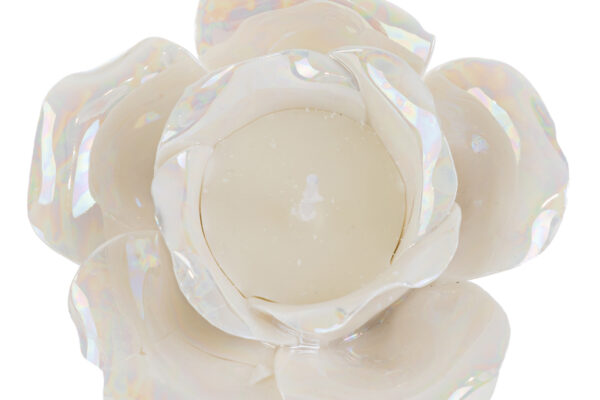 Candela decorativa a forma di rosa in porcellana bianca, dimensioni 10,5x10,5xh.6,5 cm, con finitura lucida elegante.