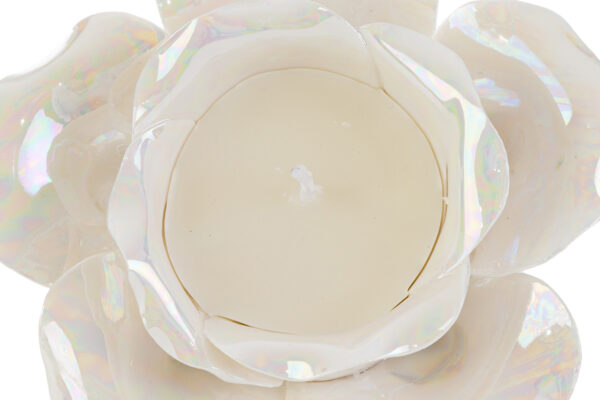 Candela decorativa a forma di rosa in porcellana bianca, dimensioni 14x14xh.7,5 cm, con dettagli lucidi e raffinati.