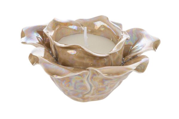 Candela decorativa a forma di rosa in porcellana beige, dimensioni 14x14xh.7,5 cm, con cera bianca al centro.