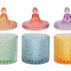 Tre scatole in vetro colorato con coperchi lavorati, disponibili in tre colori: verde, blu e arancione.