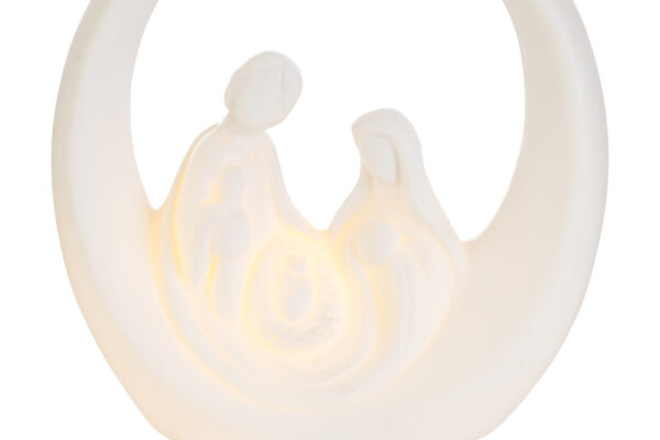 Statua LED in porcellana della Sacra Famiglia, dimensioni 12x4,5xh14,5 cm su sfondo bianco.