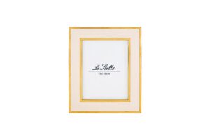 PORTAFOTO LEGNO 21x26x1,5CM MIS.INT.13X18 COL.PANNA