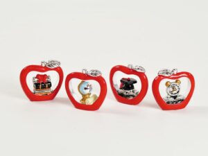 MELA RESINA COL.ROSSO 4 ASS. 4 CM *OUTLET*