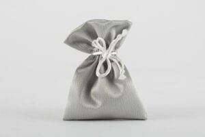 SACCHETTO RASO ARGENTO 10x14 CM