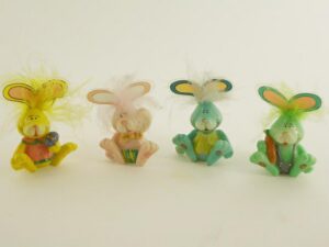 CONIGLIO CERAMICA 5XH. 6 CM 4 ASS. (CF 4)