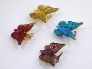 FARFALLE VETRO 4 ASS. 5X5 CM (CF 4)