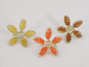 SPILLA FIORE IN METALLO PICCOLO 3 ASS. 4,5 CM