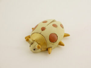 COCCINELLA IN PORCELLANA 5,5X7 CM